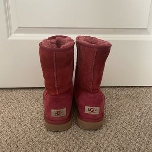 UGG Boots - Maroon, Size 9